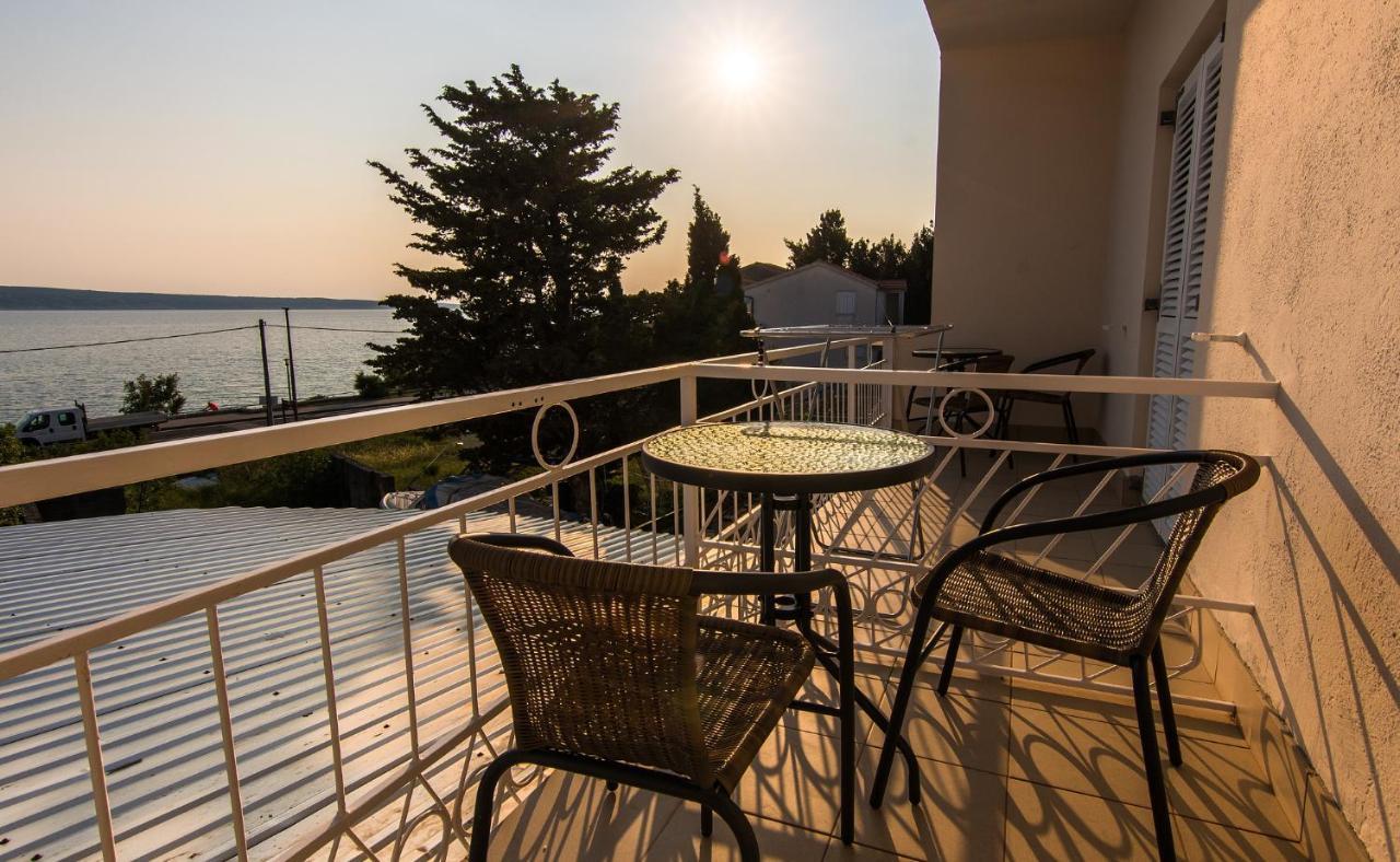 Hotel Barba Starigrad Paklenica Exterior foto